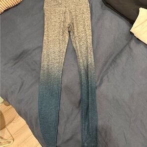 Beyond Yoga High Rise Space Dye Ombre Leggings Grey / Woodland Green Size Small